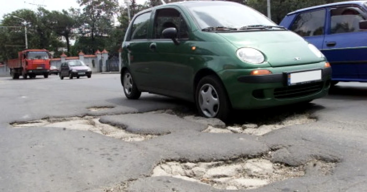 Şeful CNADNR a declarat că reabilitarea şoselelor este o "prioritate absolută" până pe 15 iunie
