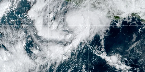 uraganul Roslyn lovește Mexicul foto NOAA