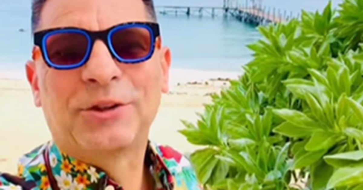 Dan Negru, amintiri din copilărie și vacanța în Mauritius