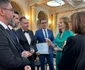 Cosmin Savu, Alex Dima, Cristian Leonte, Paula Herlo și Rareș Năstase, care formează echipa „România, te iubesc!”, onorați la Palatul Regal de Majestatea Sa Margareta. FOTO: Instagram