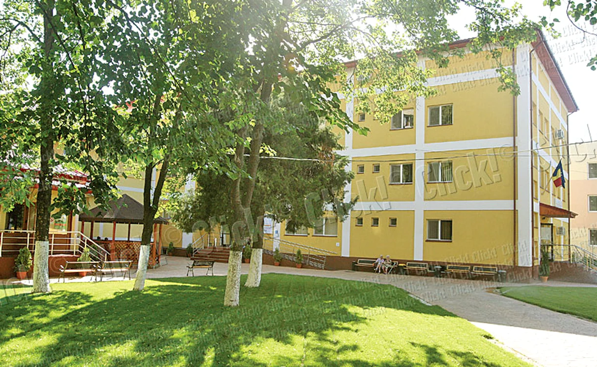 Aşa arată Centrul „Floarea Roşie”