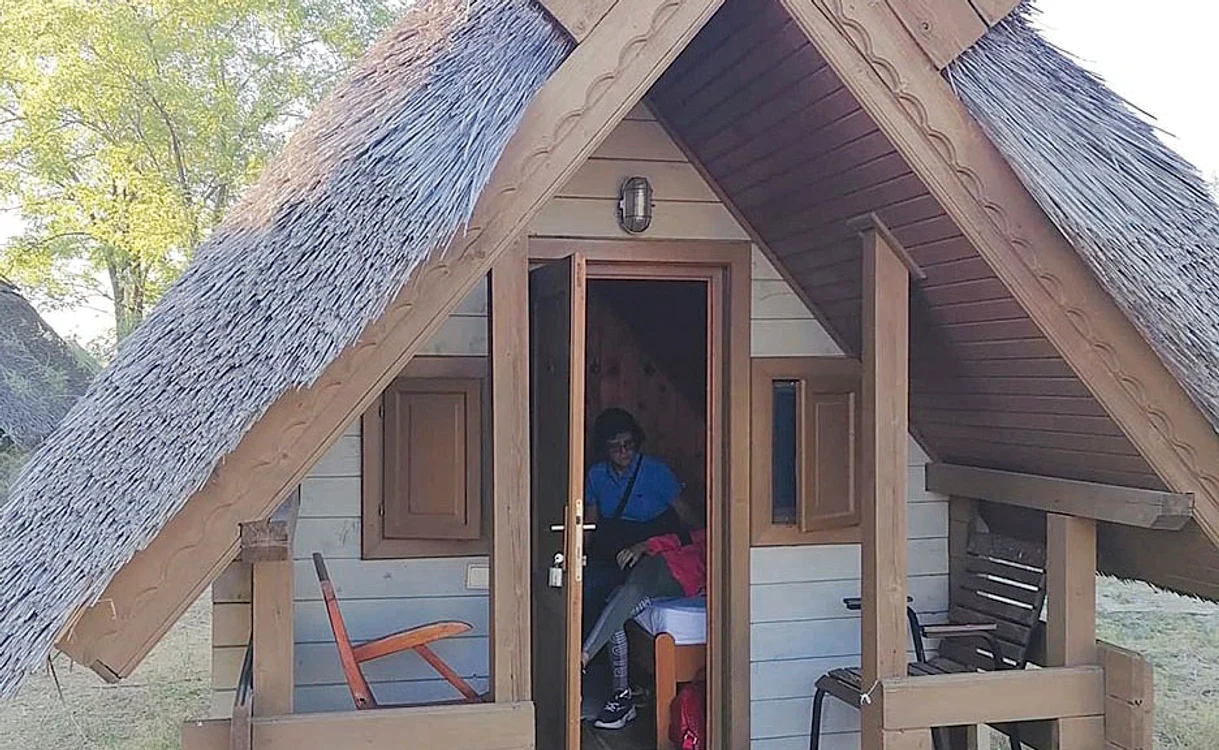 Căsuţele de poveste din camping. Fotografii: Arhivă personală Claudya Neacşu
