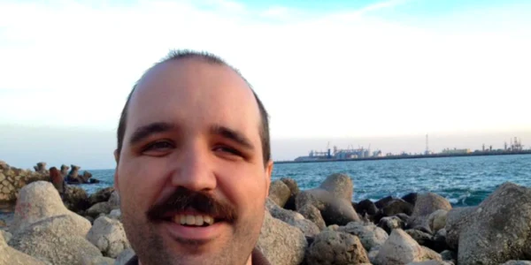 Radu Vasile din Constanţa informatician orb nevăzător doctorand în matematică Sursa Facebook RV