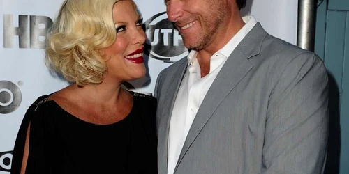 Tori Spelling şi soţul ei, Dean McDermot