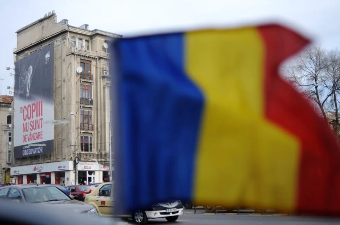 Poporul asistat, poporul judecător, poporul călău jpeg
