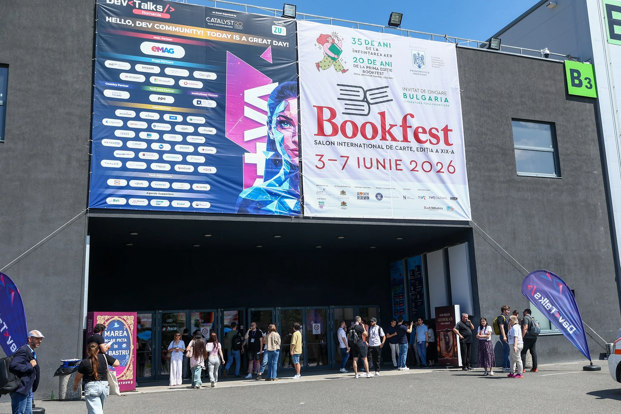 Ce cărți recomandă românii la Bookfest 2026. „Este pierdere de timp să te întorci cu Dostoievski și Camus”