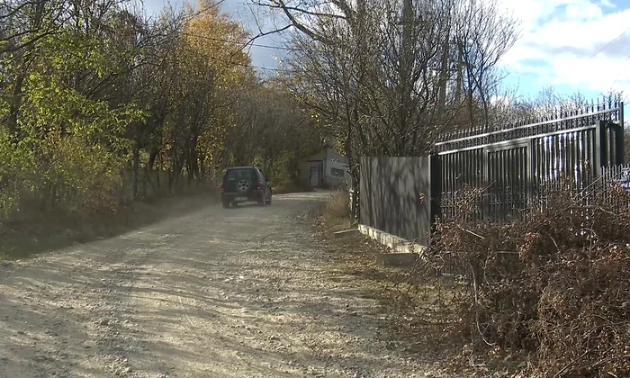 Drmul până la Plaiul Nucului este greu accesibil. FOTO Iulian Bunilă