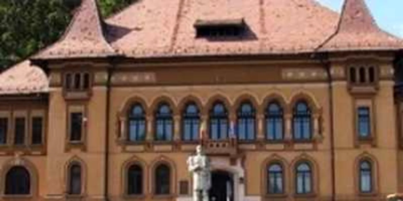 Braşov: Camera de Comerţ a revendicat şi a câştigat sediul Bibliotecii judeţene