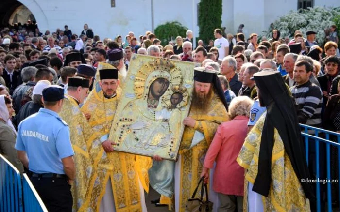 Cea mai veche icoană din România a fost pictată în Israel, în Lida (actualmente Lodd, un oraş cu peste 60.000 de locuitori aflat la circa 15 km de Tel-Aviv