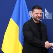 Zelenski și Ursula von der Leyen  Bruxelles FOTO EPA EFE jpg