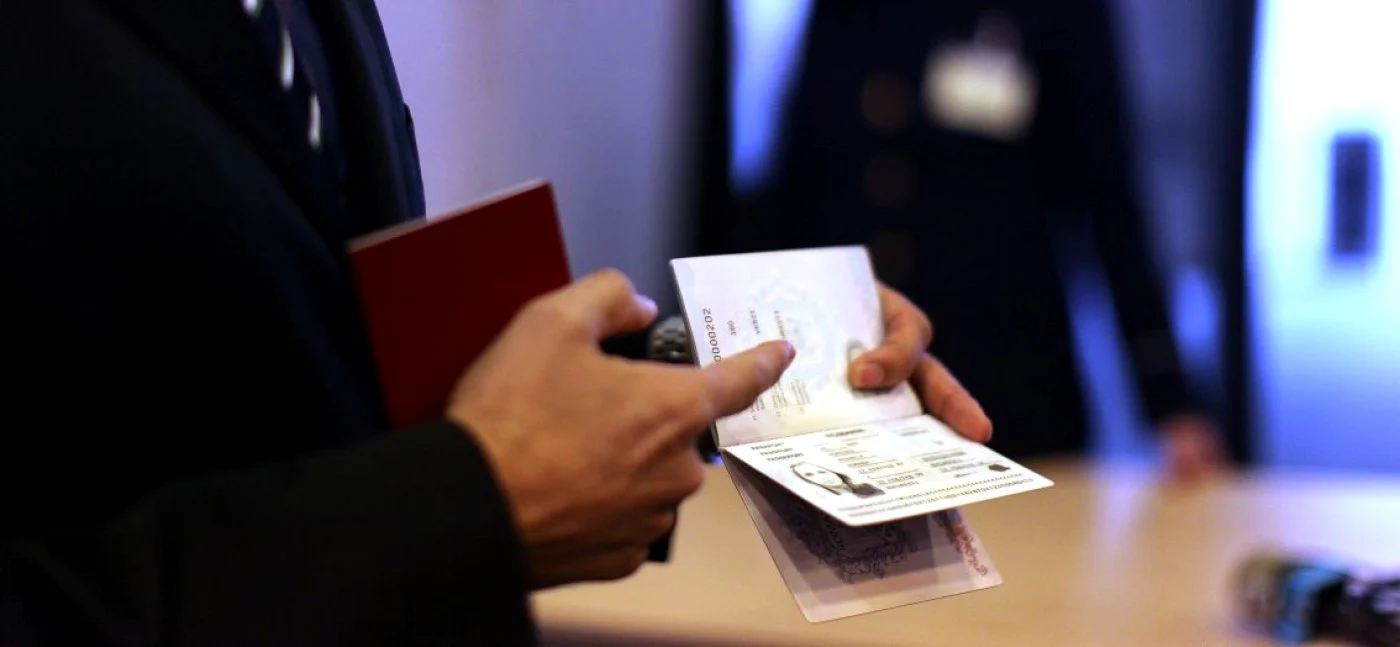 Noile cărţi de identitate vor fi eliberate începând cu
1 iulie