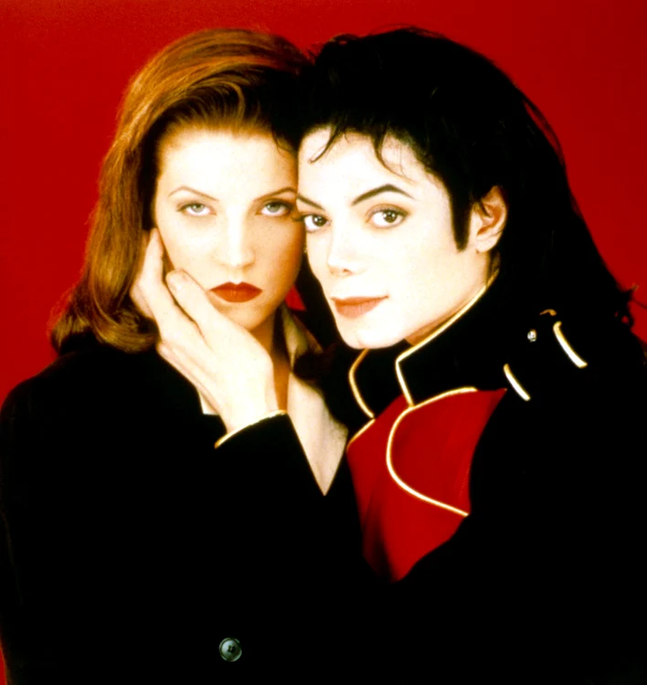 Lisa Marie Presley, într-o ipostază tandră cu fostul ei soț, Michael Jackson