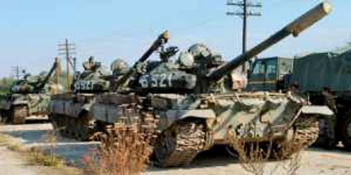 Tancurile care urmau să plece la Bucureşti erau echipate de luptă