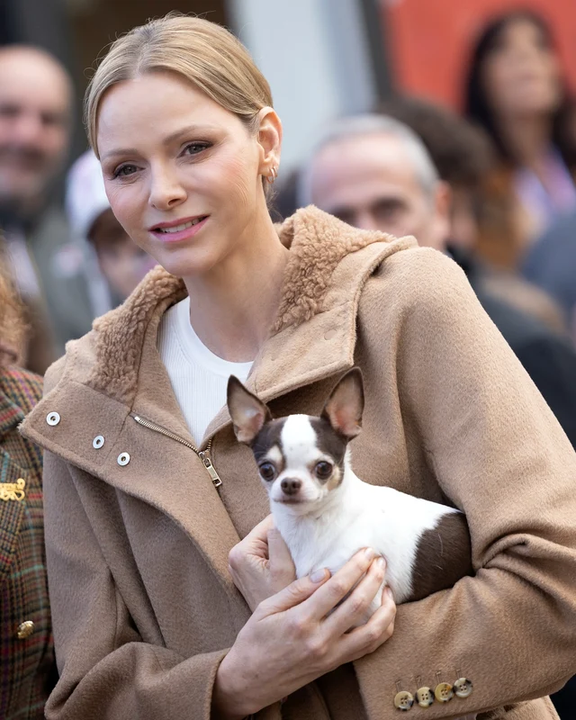 Prințesa Charlene de Monaco la Rokethon, marșul împotriva abandonului animalelor. FOTO: Frédéric Nebinger, Palatul Princiar