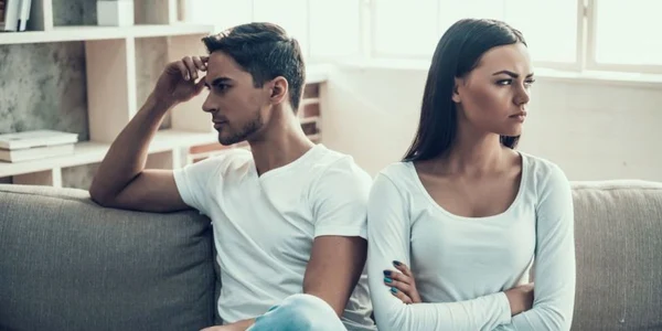 7 obiceiuri proaste care îţi distrug relaţia de cuplu şi cum poţi scăpa de ele