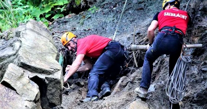 stanci desprinse din munte foto administratia sarmizegetusa regia