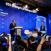 macron discurs singapore x jpg