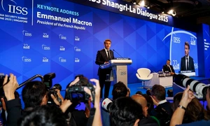 macron discurs singapore x jpg