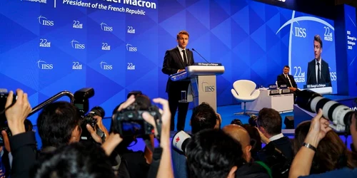 macron discurs singapore x jpg