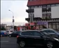 Bucăți din balconul celui mai vechi complex comercial din Sibiu desprinse de o vijelie puternică Captură video Opinia de Sibiu