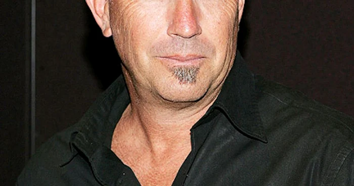 Arad: Kevin  Costner a sosit în Arad