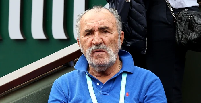 Ion Țiriac nu găsește administrator pentru un bazin olimpic. Foto EPA EFE