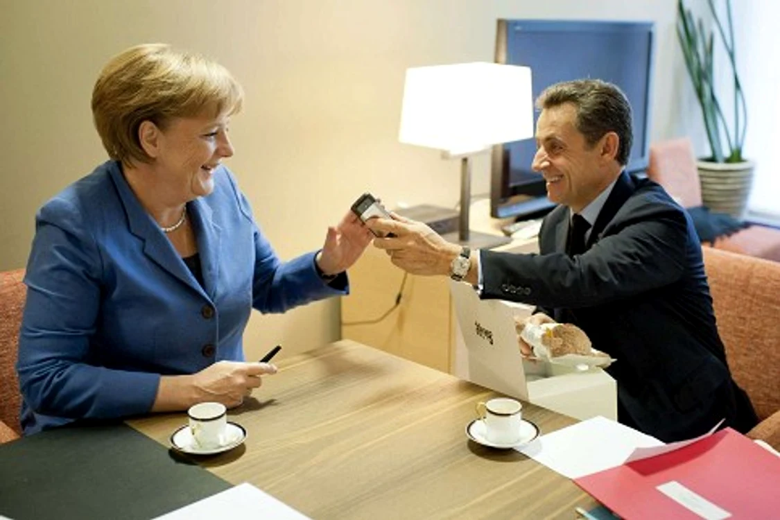 Ursulet de pluş de la Merkel