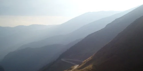 Transfagarasan Foto ION SANDULOIU