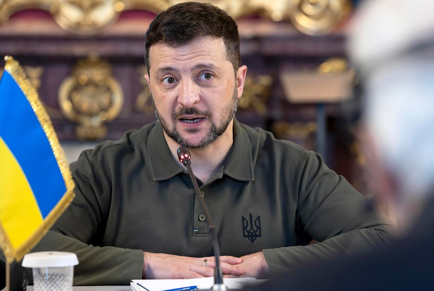 Răspunsul lui Zelenski, după ce premierul slovac i-a propus o întrevedere în problema tranzitului de gaze