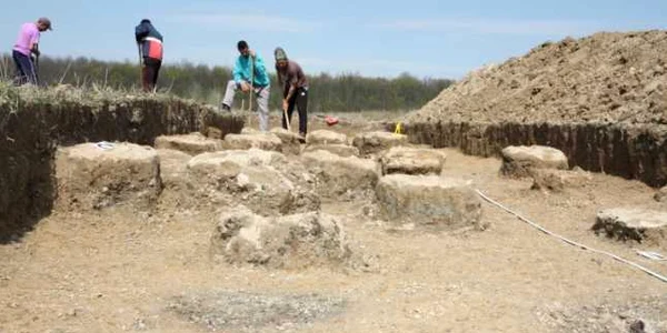 arheologie mediesul aurit