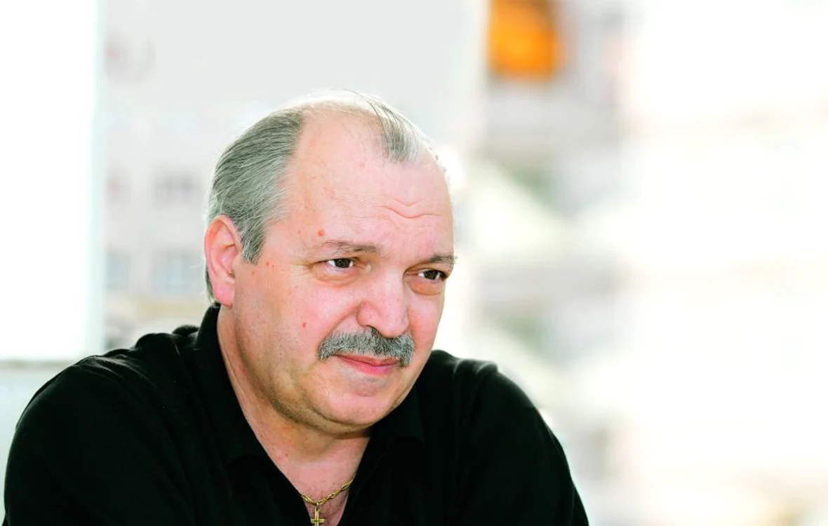 
    Victor Socaciu  