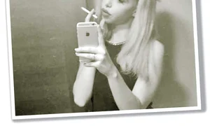 Blondina care s a făcut  cunoscută la “X Factor“  a stat numai prin cluburi în  loc să înveţe pentru Bac jpeg