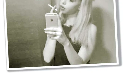 Blondina care s a făcut  cunoscută la “X Factor“  a stat numai prin cluburi în  loc să înveţe pentru Bac jpeg