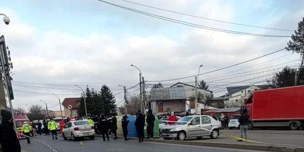 accident 2 fetite masina politie bucuresti