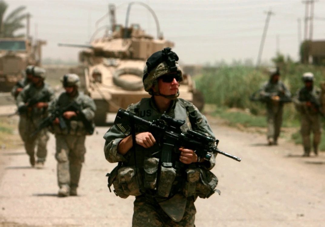 Militarii americani în retragere primesc salarii de șapte cifre pentru consultanță FOTO Arhivă