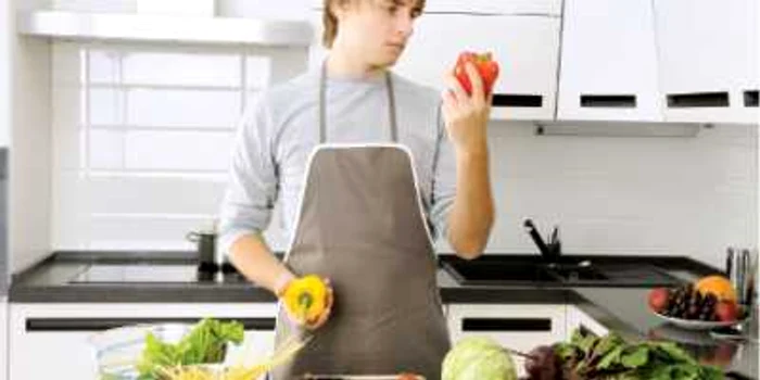 Nutriţioniştii susţin că trebuie să mâncăm zilnic aproximativ 500 g de fructe şi de legume