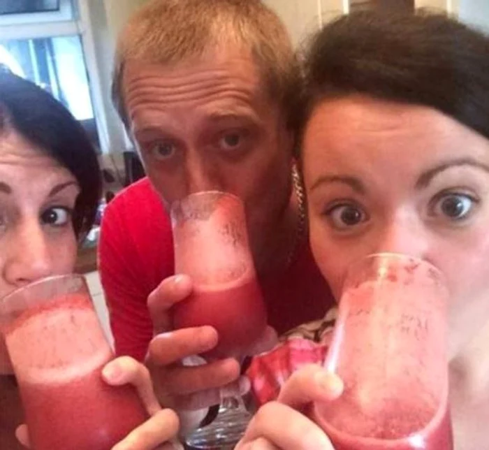 
    Bărbatul a pus placenta și în pizzafoto: Manchester Evening News  