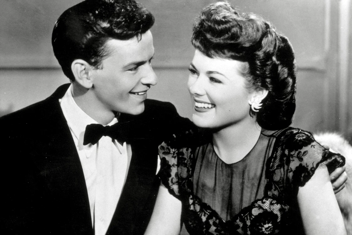 
    Frank Sinatra era adorat de actrițele cu care juca  