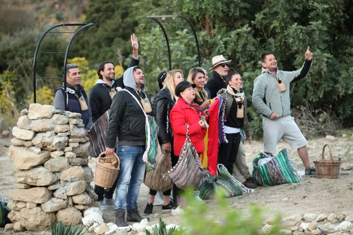 Marcel Toader, Denis Ştefan, Viorel Sipoş, Anda Ghiţă, Roxana Nemeş, Saveta Bogdan, Sorana, Elena Lasconi, Ami, Mircea N. Stoian şi Octavian Strunilă FOTO Pro TV