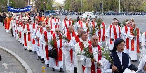 Procesiune de Florii la catolici. FOTO: Facebook / Biserica „Sfânta Maria a Harurilor” - Bărăția