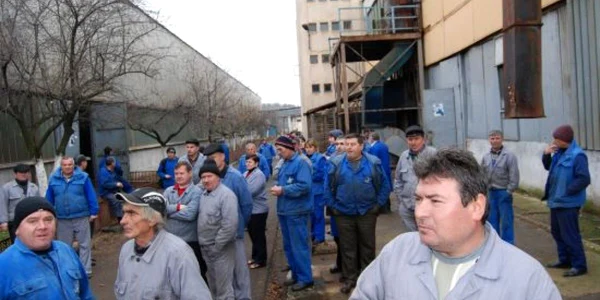 Foştii angajaţi de la Pulsor aşteaptă să fie chemaţi la serviciu de luna viitoare