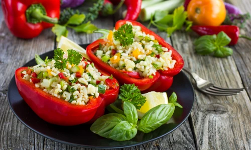 Salata de bulgur shutterstock 217221937 jpg