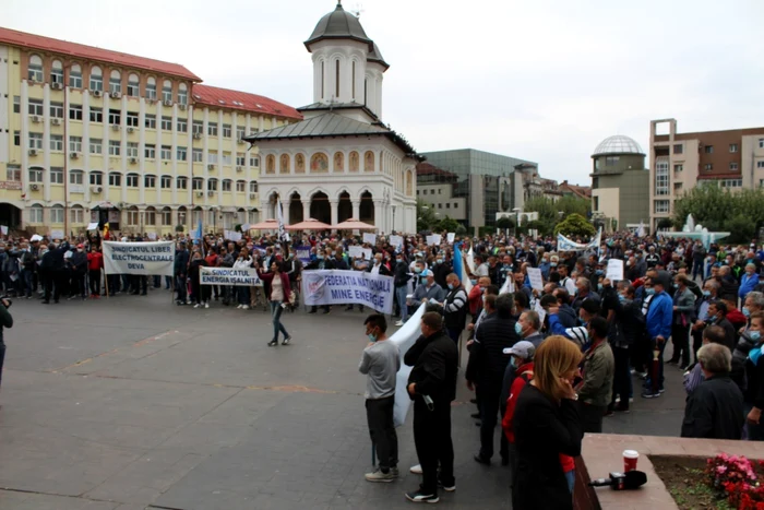 protest mineri
