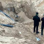 Militanți hamas au predat rămășițele ostaticilor israelieni foto profimedia jpg