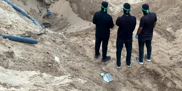 Militanți hamas au predat rămășițele ostaticilor israelieni foto profimedia jpg