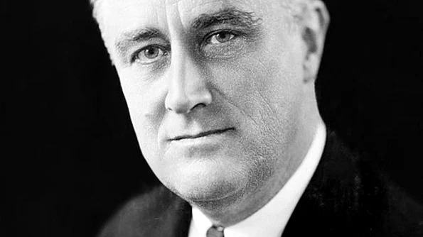 5 noiembrie: Democratul Franklin D Roosevelt este ales în funcția de președinte pentru o a treia legislatură, fapt unic în istoria Statelor Unite jpeg