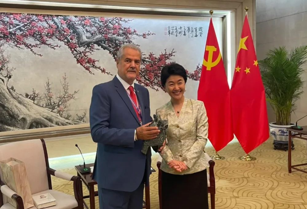 Adrian Năstase, alături de Xi Jinping, Vladimir Putin și Kim Jong Un la parada militară de la Beijing