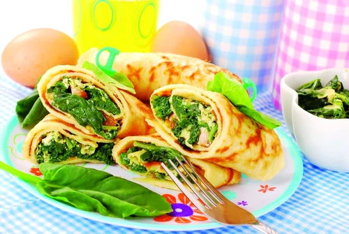 omlete umplute cu spanac jpeg