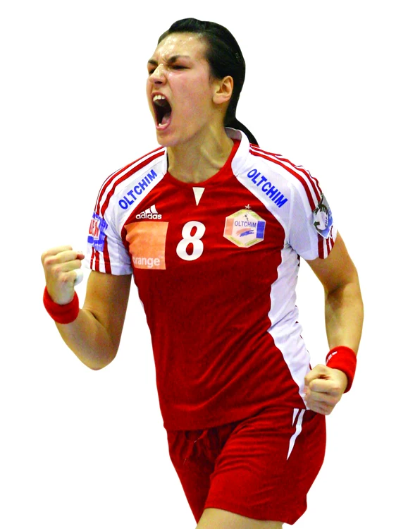 La 21 de ani, Cristina Neagu este ofertată de cele mai puternice cluburi din Europa