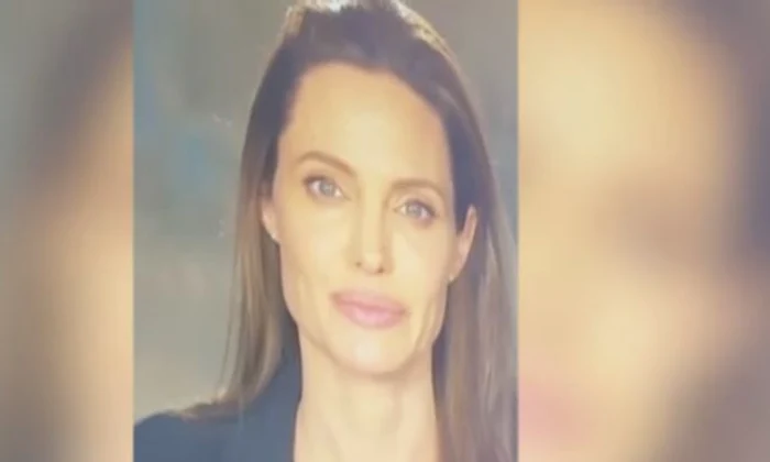Angelina Jolie prima aparitie publica dupa divort jpeg